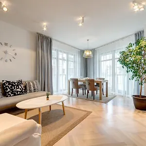 https://dom-house-apartments-marina-residence.sopothotels.com